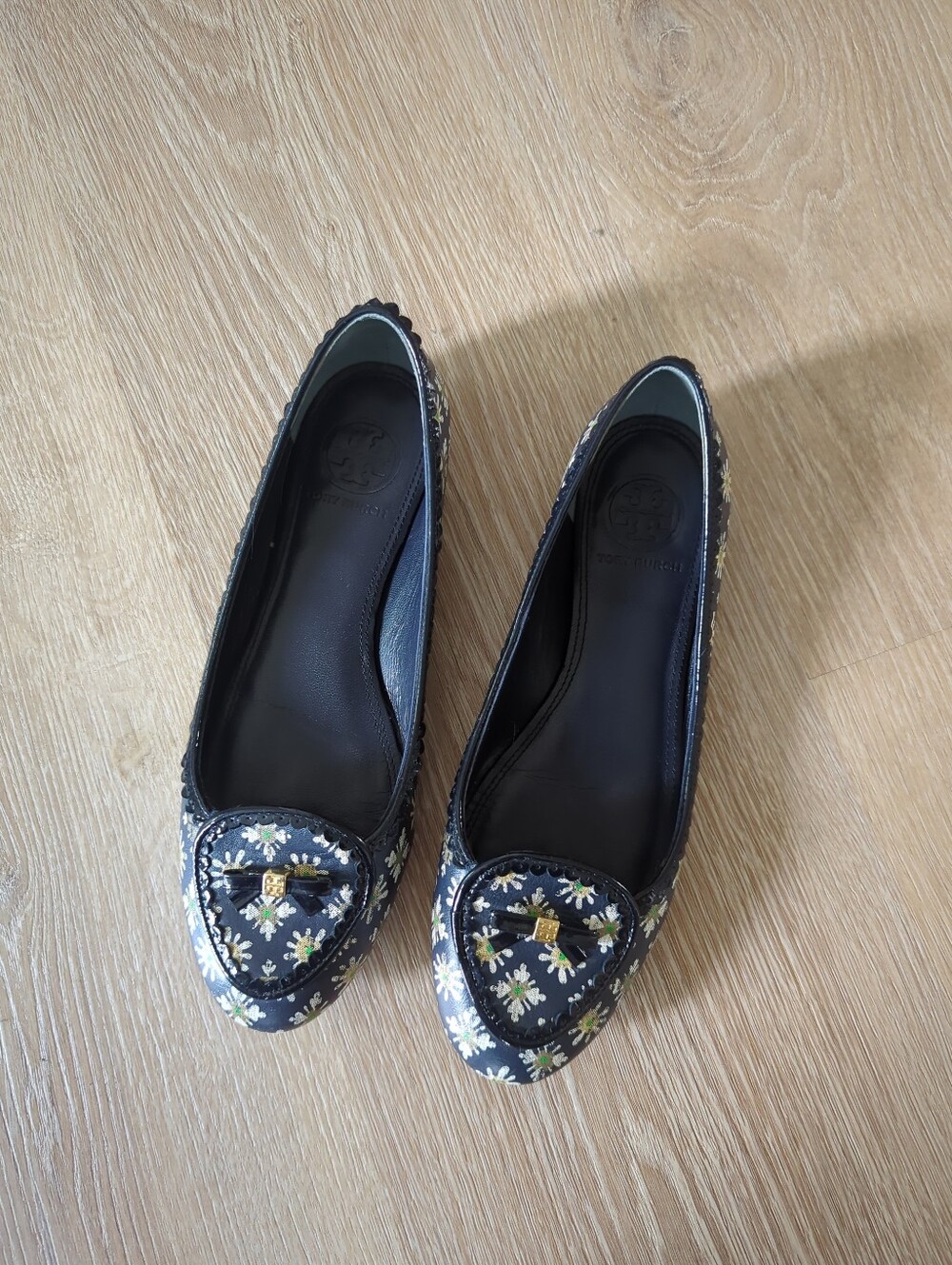 $290 Tory Burch Reva Ballerina Blue Flat Flower Ballerina 8 gold bow Brazil